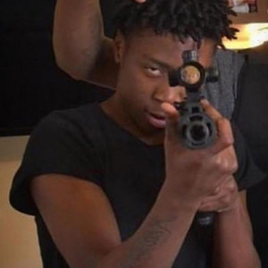 精品亚洲成a人在线观看青青
